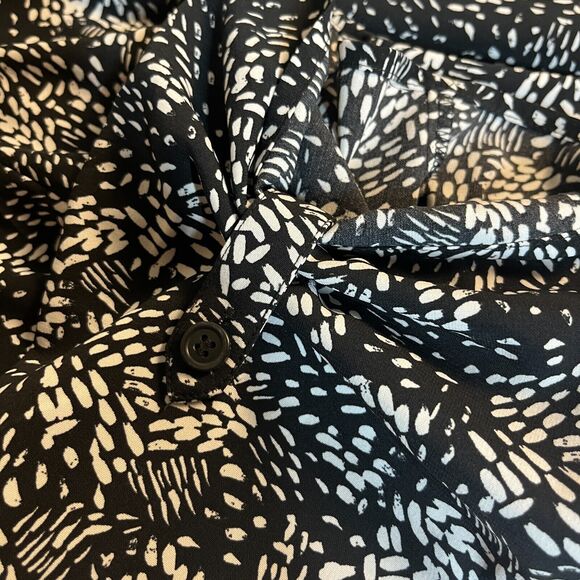 Catherines Womens 4X Black White Button Down Top Shirt Blouse Roll Tab Office - Picture 3 of 9